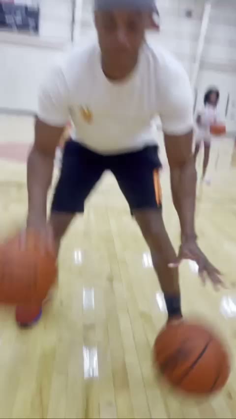 Live ball handling work during a StringTeam session